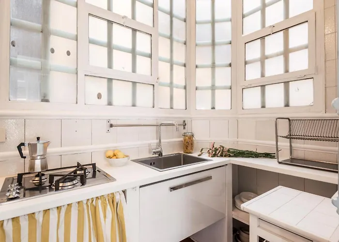 Apartment The Rent - Bright Two-bedroom In The Historic Center Of *