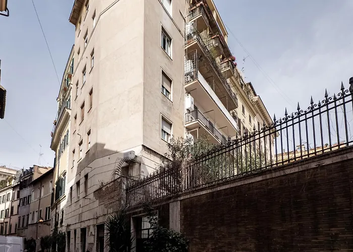 Apartment The Rent - Bright Two-bedroom In The Historic Center Of Rom